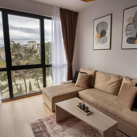 Lina - Pg, Moraca River Apartment Podgorica Luaran gambar