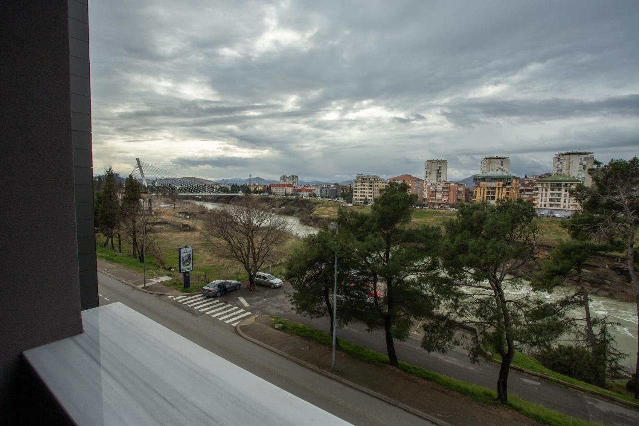 Lina - Pg, Moraca River Apartment Podgorica Luaran gambar